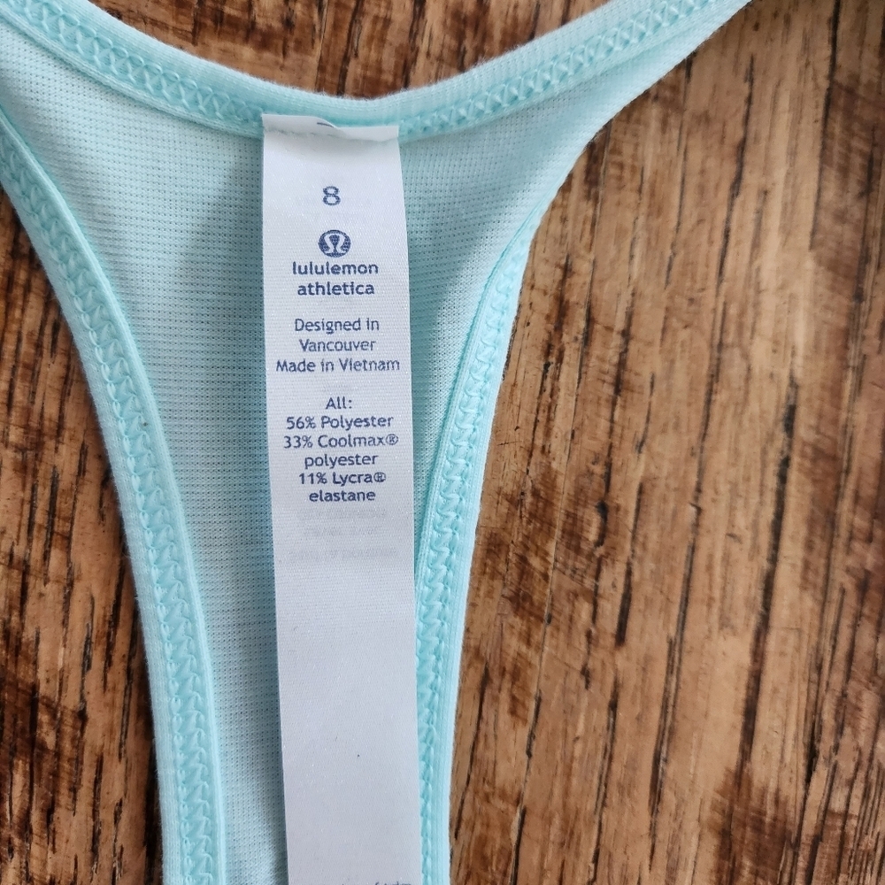 Lululemon Tech Mesh Singlet - Picture 3 of 4
